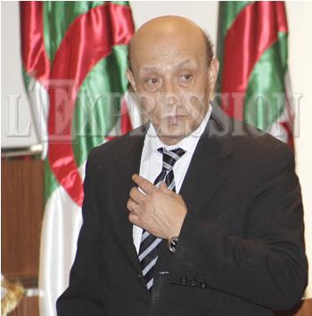 Un front contre Ould Khelifa LA CRISE DU FLN S'ETEND À L'APN