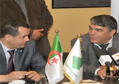 Signature d'une convention entre la banque El-Djazaïr Idjar et l'Agea