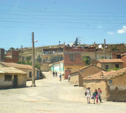 حرمان وفقر لسكان يتعذبون في صمت بالبويرة بلديات بودربالة وبوكرام وأمعالة وقرومة بالأخضرية