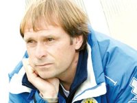 Geiger signera son contrat aujourd'hui MCA