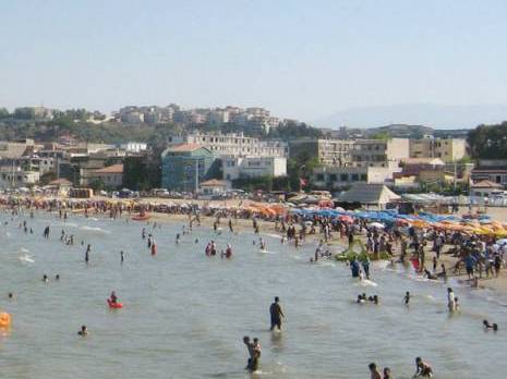 Les autorités feront-elles respecter la loi ' Concession des plages