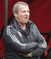 Courbis partant ' USM Alger