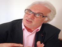 Il estime à 30 000 le nombre d'algériens atteints du vih Sida : le Pr Senhadji remet en cause les chiffres officiels