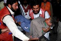 Près de 45 morts dans un double attentat des talibans : Bain de sang  dans un marché