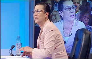 Trois responsables de partis politiques islamistes algériens se sont rendus au Qatar Hanoune s'interroge sur les objectifs de leur visite à l'approche des législatives