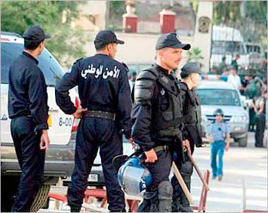 توقيف 18 شخصا بتهمة الاعتداء على قوات الأمن بقالمة على خلفية أحداث الشغب التي وقعت بحي 