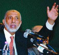 Abdelaziz Belkhadem, secrétaire général du FLN : « Je ne reçois pas d'ordre du Président »