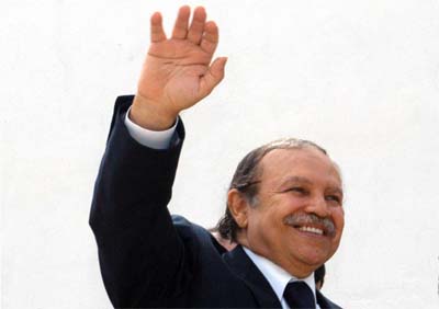 Le président Bouteflika exhorte les Algériens à voter