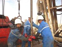 Les ressources financières des hydrocarbures participent aux grandes réalisations de la Nation (Bouteflika)