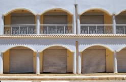 محلات مهنية مهملة والتجّار يطالبون بمنطقة تبادل حر بلدية الطالب العربي الحدودية بالوادي