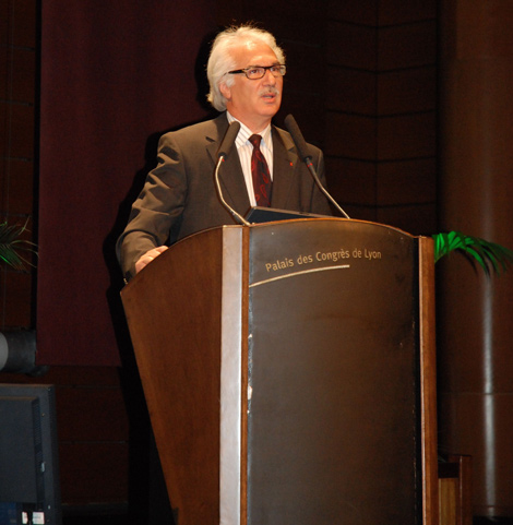 أالبروفيسور كمال صنهاجي لـ