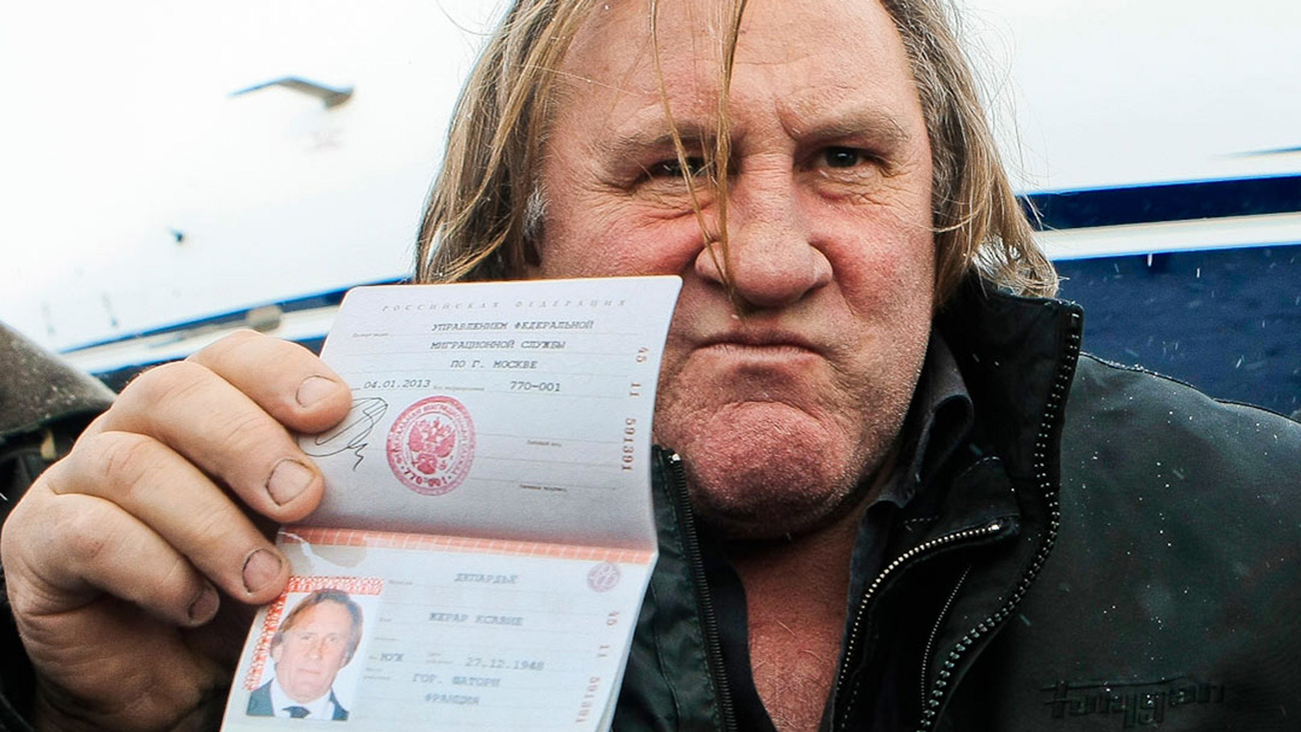 Gérard Depardieu nationalité algérienne : POUR OU CONTRE?