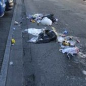 حيا النخيل و السوريكور بسيدي بلعباس يغرقان في النفايات