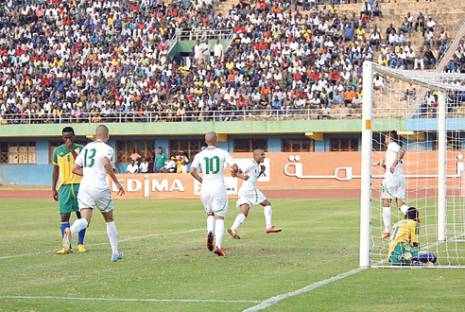 Les Verts se rapprochent de la qualification Mondial 2014. Rwanda 0 - Algérie 1