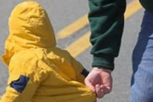 كانوا على متن سيارة مسروقة : مجهولون يحاولون اختطاف طفل بالجلفة