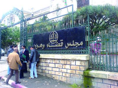 Le pôle spécialisé d'Oran prononce des peines de 2 à 6 ans de prison ferme Traitant du volet blanchiment d'argent de l'affaire BCIA