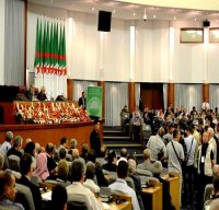 Babes insiste sur la mise en œuvre des recommandations du forum du cinquantenaire sur l'avenir de l'Algérie après 2015