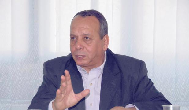 جباري يخلف عبد الإله وقلايجي يرفع شكوى ضد مناصرين مولودية وهران