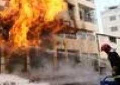 حريق يلتهم شقتين و يشرد عائلات بعمارة سكنية في الحناية بتلمسان