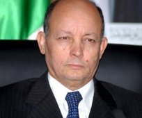 عمار تو يعطي إشارة انطلاق مشروع ترامواي سيدي بلعباس