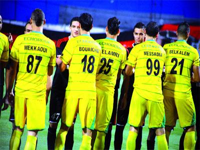 Les footballeurs algériens sont-ils surpayés ' Le jeu, les joueurs, les milliards