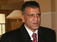 ش.بجاية/ زرارة يغادر ويلتحق بالوفاق.. الكاف تعاقب رجراج ب4 مواجهات