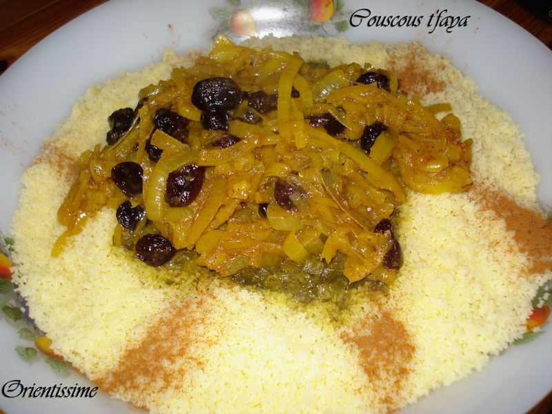 Couscous aux raisins secs et oignons