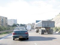 TRAVAUX, BOUCHONS, BARRAGES ET INSECURITE Alger-Tizi Ouzou : 100 km d'enfer non-stop