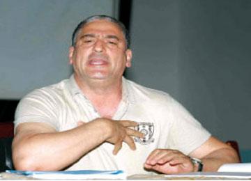 دميغة يرسم رفقة بن زكري مخطط التدريبات مولودية قسنطينة