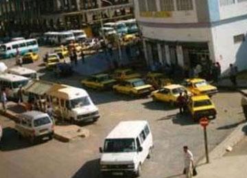 المياه القذرة تهدد صحة ناقلي محطة النقل بعمر في البويرة تتسبب في انتشار الروائح الكريهة والحشرات الضارة