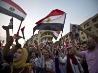 Egypte : Morsi rejette l'ultimatum de l'armée, six ministres démissionnent du gouvernement