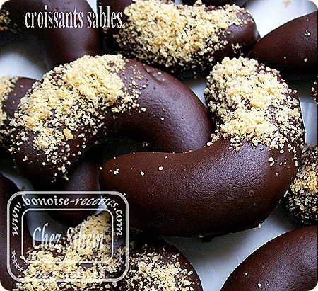 croissants sablés aunoisettes café vanille est chocolat