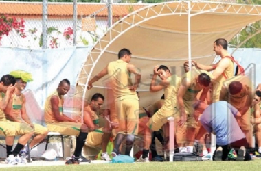 ش.قسنطينة: حوري وبناي التحقا، التعداد ارتفع إلى 22 لاعبا وغارزيتو 