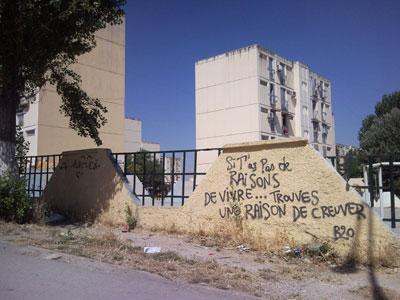 Rêves éveillés et plans tirés sur la comète La jeunesse constantinoise face à l'été