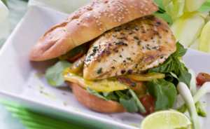 شاورما الدجاج بالزبده