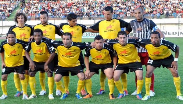 بلقروي يهدد بالرحيل من اتحاد الحراش : شارف يجتمع بلاعبيه ويشكرهم على تضحياتهم في تربص عين تموشنت