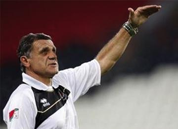 غارزيتو معجب بأداء لاعبيه أمام بنزرت ودراڤ يؤكدعلى التدارك في التربص شباب قسنطينة