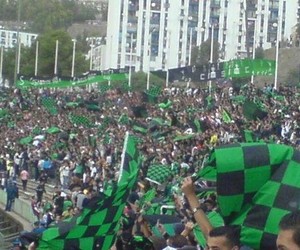 شباب قسنطينة يواجه اسبانيول برشلونة وديا