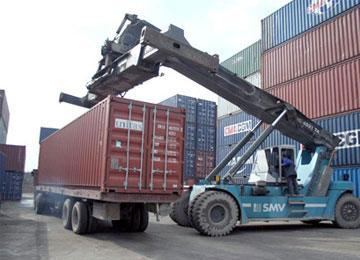 ميناء وهران يرفض استقبال 36 طنا من العجائن التركية المشبوهة عصير إسباني مُنع بسبب مكونات خطيرة على الأطفال