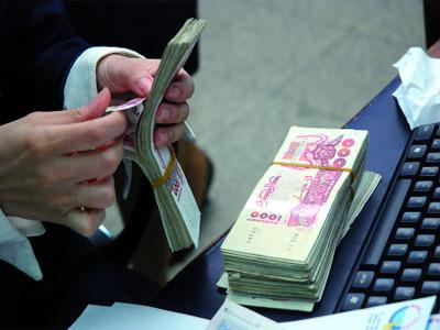 Les Algériens préfèrent de plus en plus le cash Forte hausse de l'utilisation de la monnaie fiduciaire depuis 2007