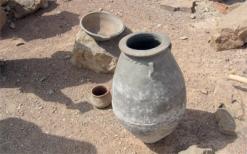 اكتشاف ورشة قديمة لصناعة الفخار وبقايا أواني منزلية بسوق أهراس