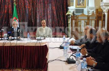 La volte-face des robes noires ILS JUGENT «ACCEPTABLE» LE STATUT D'AVOCAT