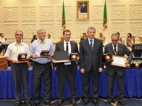 Chérif Abbas rend hommage aux institutions qui ont contribué aux festivités du cinquantenaire de l'indépendance