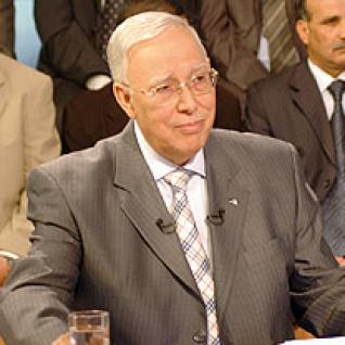 Chérif Abbas rend hommage aux institutions qui ont contribué aux festivités du cinquantenaire de l'indépendance