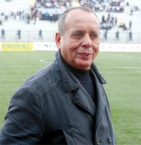 Djebbari s'engage à régler les litiges financiers MC Oran