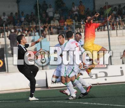 MCS : El Ghali Belahouel signe pour deux ans