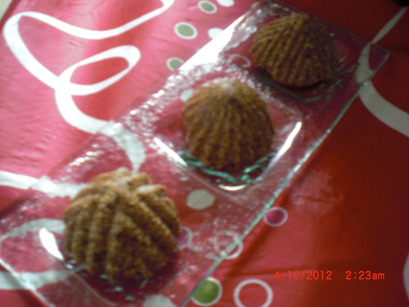 R'fis gateaux de semoule aux dattes