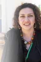 Yasmine Terki. Spécialiste en architecte de terre : Construire une maison en béton  à Timimoun n'a pas de sens