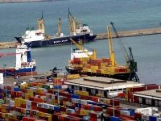 Echanges commerciaux : les pays de l'UE principaux partenaires de l'Algérie au 1er semestre 2013