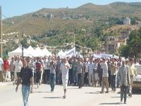Mainifestation, hier, à azeffoun après l'assassinat de trois policiers mardi dernierLa Kabylie marche contre le terrorisme